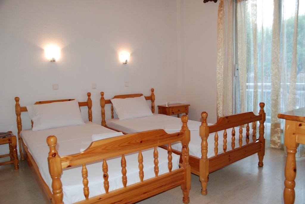 Soti'S Rooms Skala Rachoni  Bagian luar foto